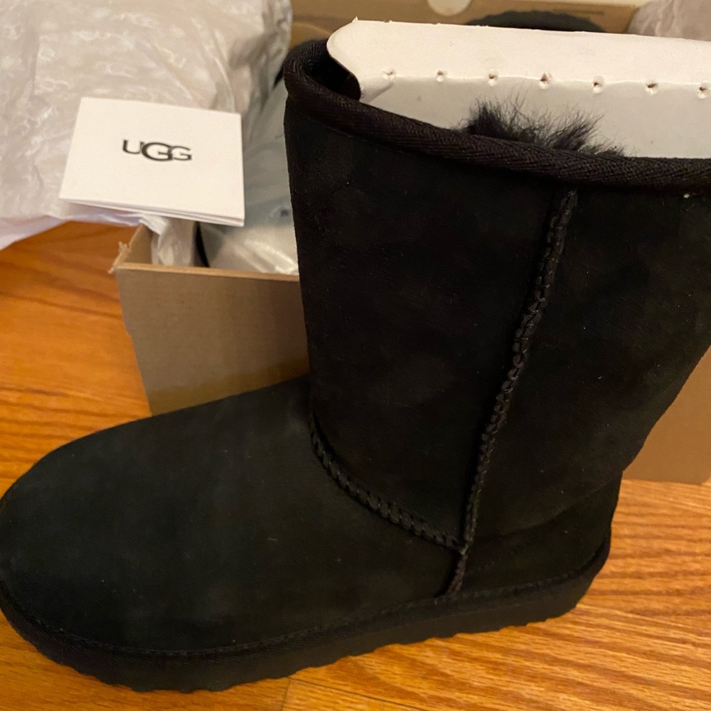 UGG Classic black short boot